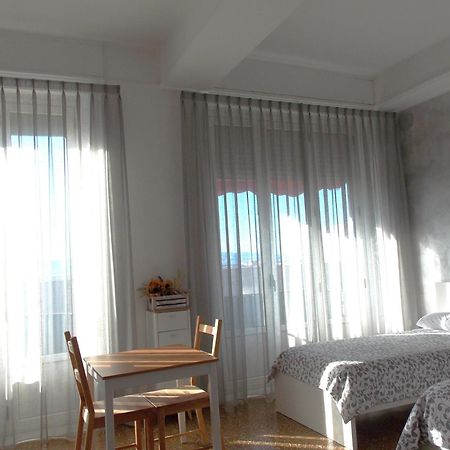 Central House Reggio di Calabria Bagian luar foto