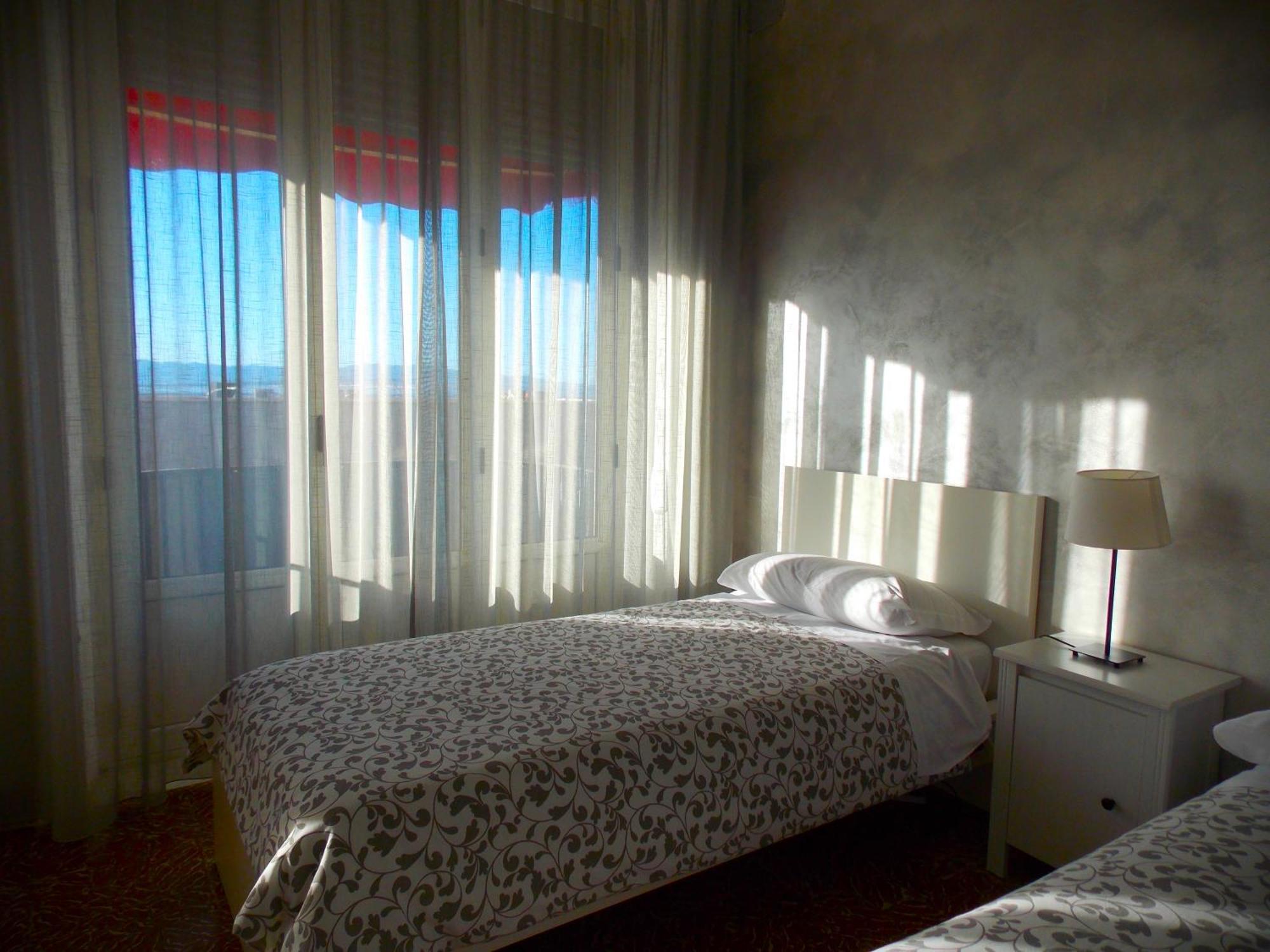 Central House Reggio di Calabria Bagian luar foto